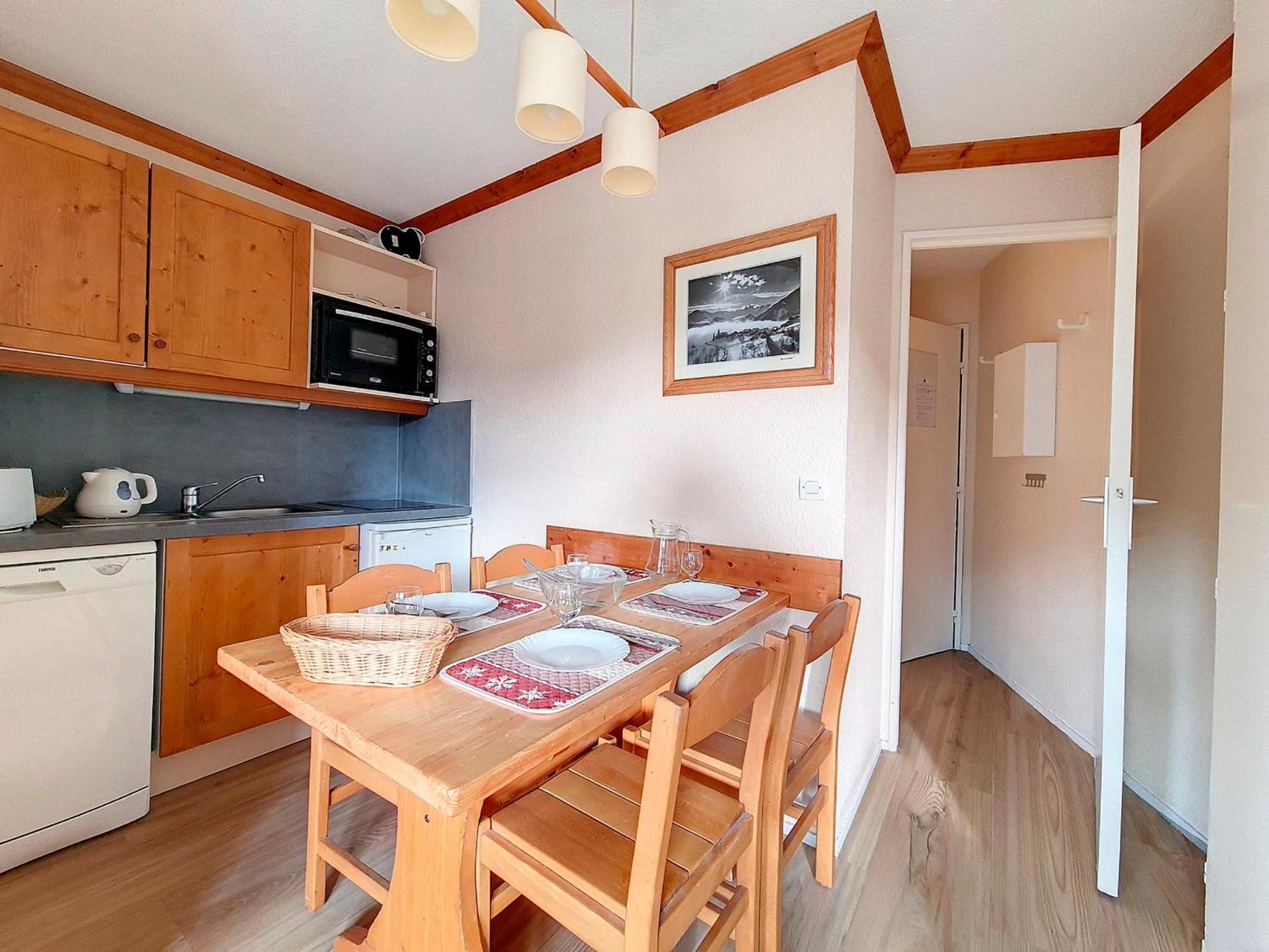 Appartement Cosy 2 Pieces - Proche Pistes Et Commerces - Balcon Sud/Est - Parking Gratuit - Fr-1-344-973 Сен-Мартен-дьо-Белвил Екстериор снимка